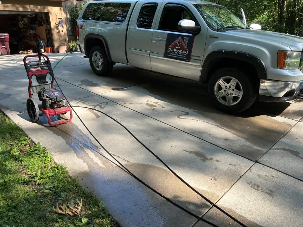 Driveway and Walkway Power Washing in Orchard Park — orchard park